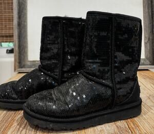 UGG Classic Short Sparkle Sequin Black Boots Size 7